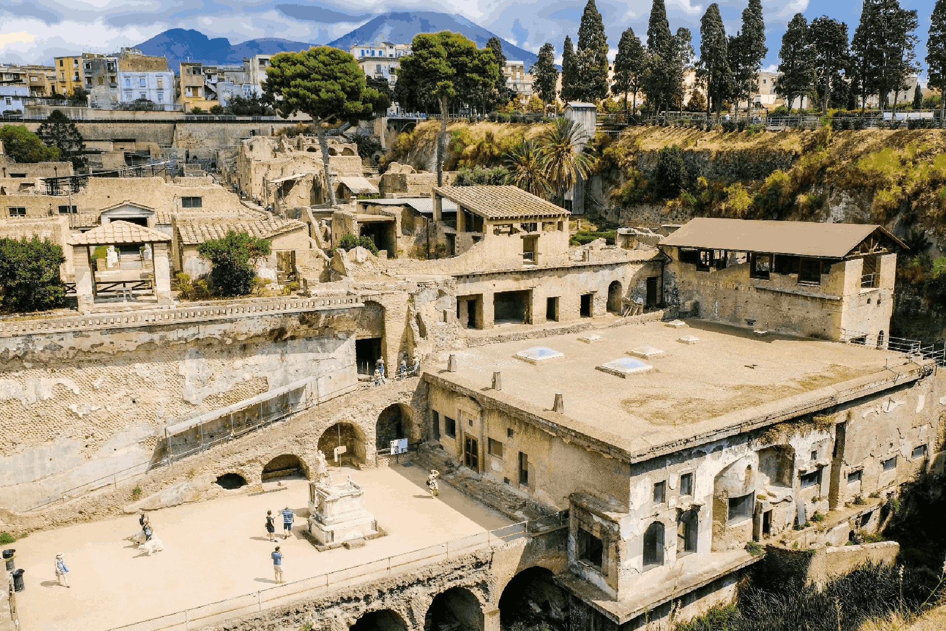 Vesuvius and Herculaneum Tour: Bus, Entrance Ticket, and Audioguide