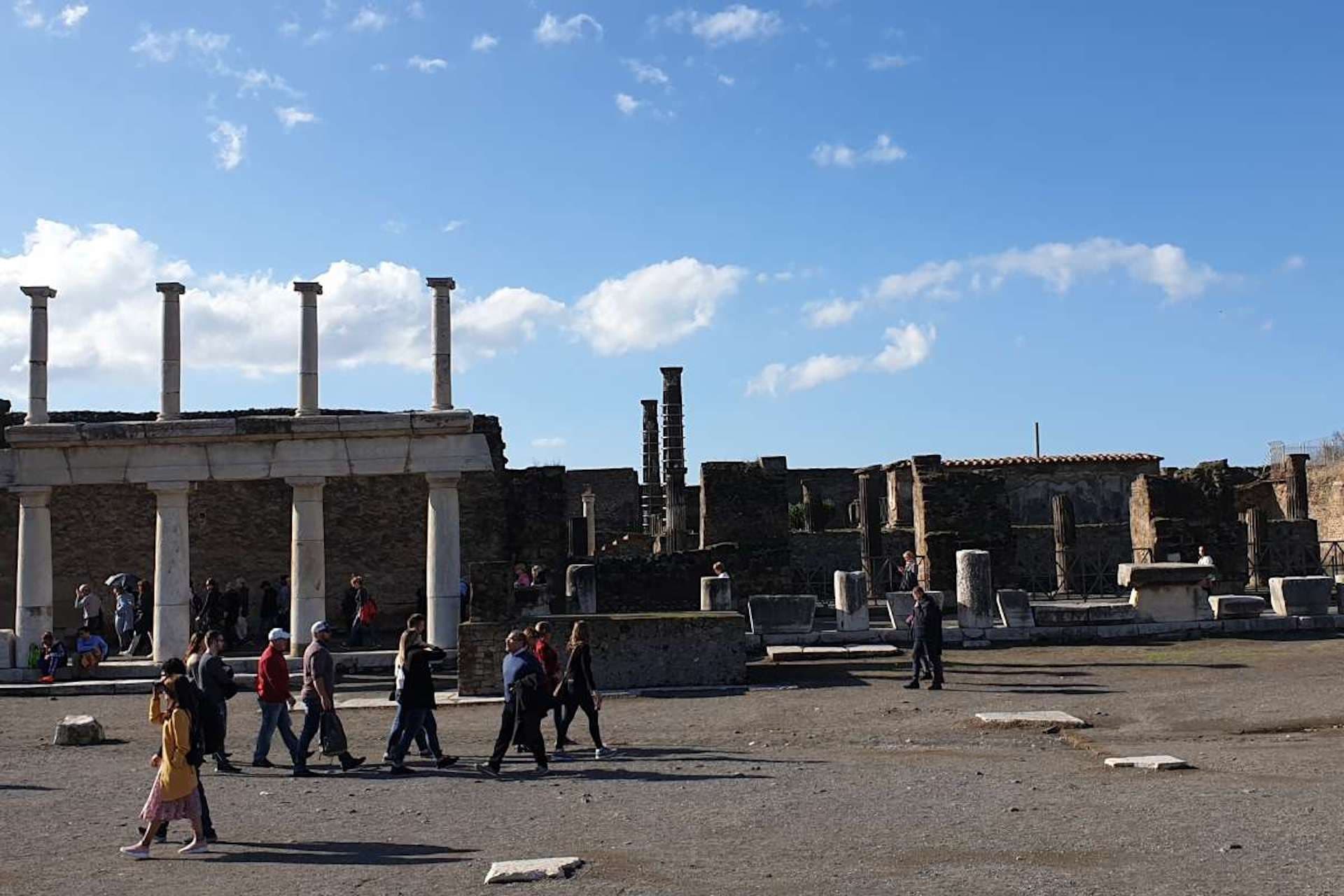 Pompeii augmented reality tour and entrance ticket 