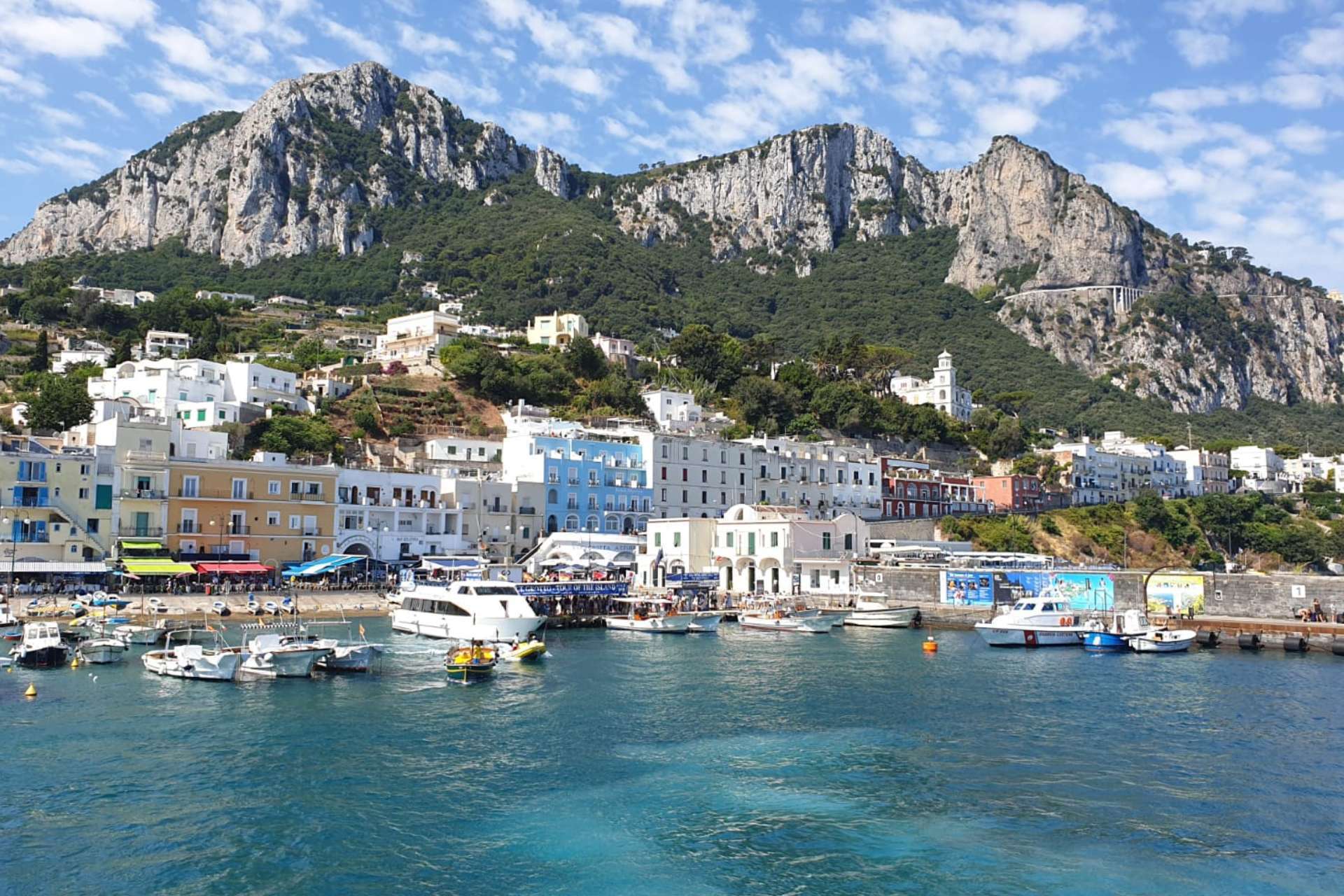 Capri with tour of the island and pick up from Naples